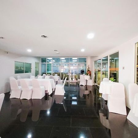 Klean Residence Hotel Bangkok Exterior foto